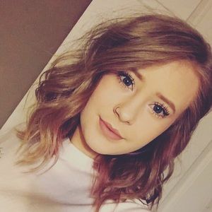 Meet your Posher, Kelsie